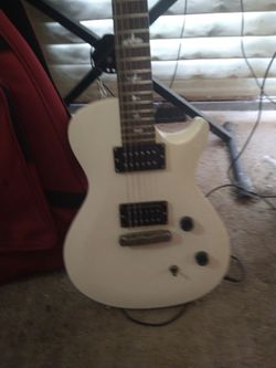 PRS SE Single cut w/gig bag $450