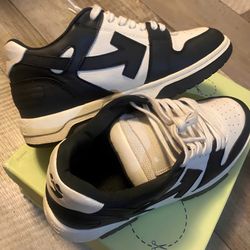 OffWhite Out Of Offices