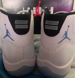 Jordan 11 Size 9 Men’s White and Light Blue