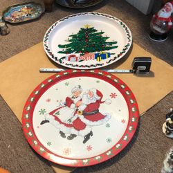 Vtg Giftco Christmas Santa Mrs Claus Dancing Party And Christmas Tree Tin Trays