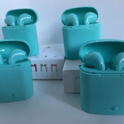 4 Set Bluetooth headphones wireless Christmas bundle