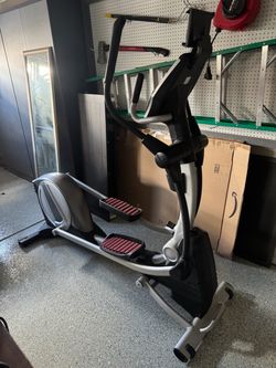 Elliptical Trainer Machine