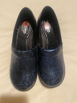 Woman’s shoes