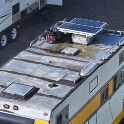 Dodge Sportsman 1975 Was Vandalized 