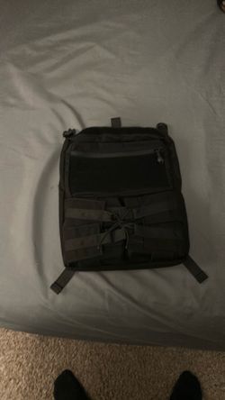 Plate carrier velcro backpack for ballistic vests or other Velcro carrying systems