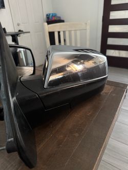 2014-2017 Chevy Silverado GMC Sierra OEM Side Mirrors Pair LH RH Puddle Lights