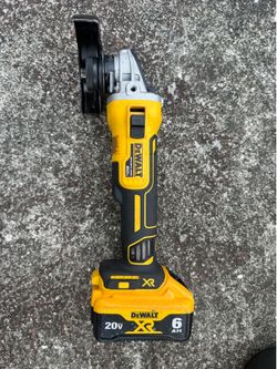 Herramientas grinder Dewalt con bateria 6.0 oferta 160$
