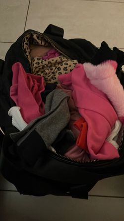 Girl clothes for sell between 12 months and up