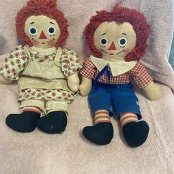 Vintage Raggedy Ann and Andy Dolls.