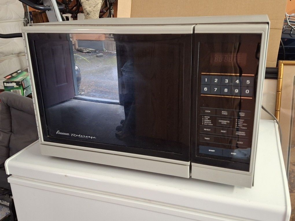 Amana Microwave
