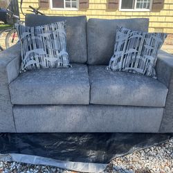 Sofaces sofá y Ls x$749el set  o 2 set por 1100.00