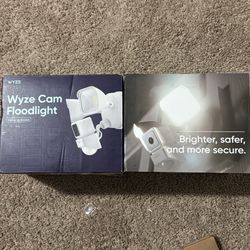 2 Wyze Cameras 