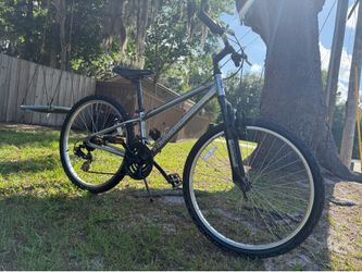 Bicycle 26 inch for men’s or women’s