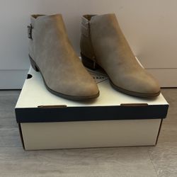 Tan Boots