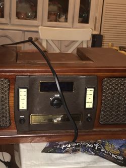 Antique Radio / CD Player