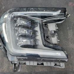 2021,2024 GMC YUKON HEADLIGHT