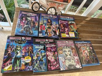 7 Monster High DVDs