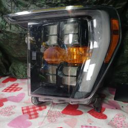 2021-22 Ford F-150 Left Headlight 