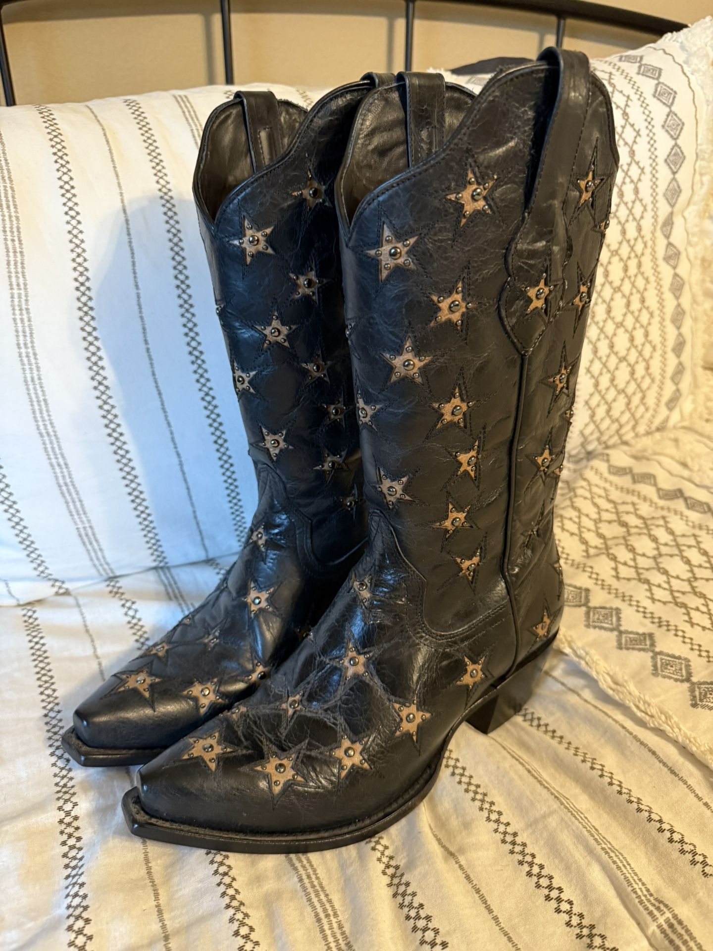 Black Star Boots