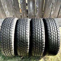 245/75/17 (31.5x10.0r17) Goodyear Wrangler AT 10 Ply Load E 70% Tires