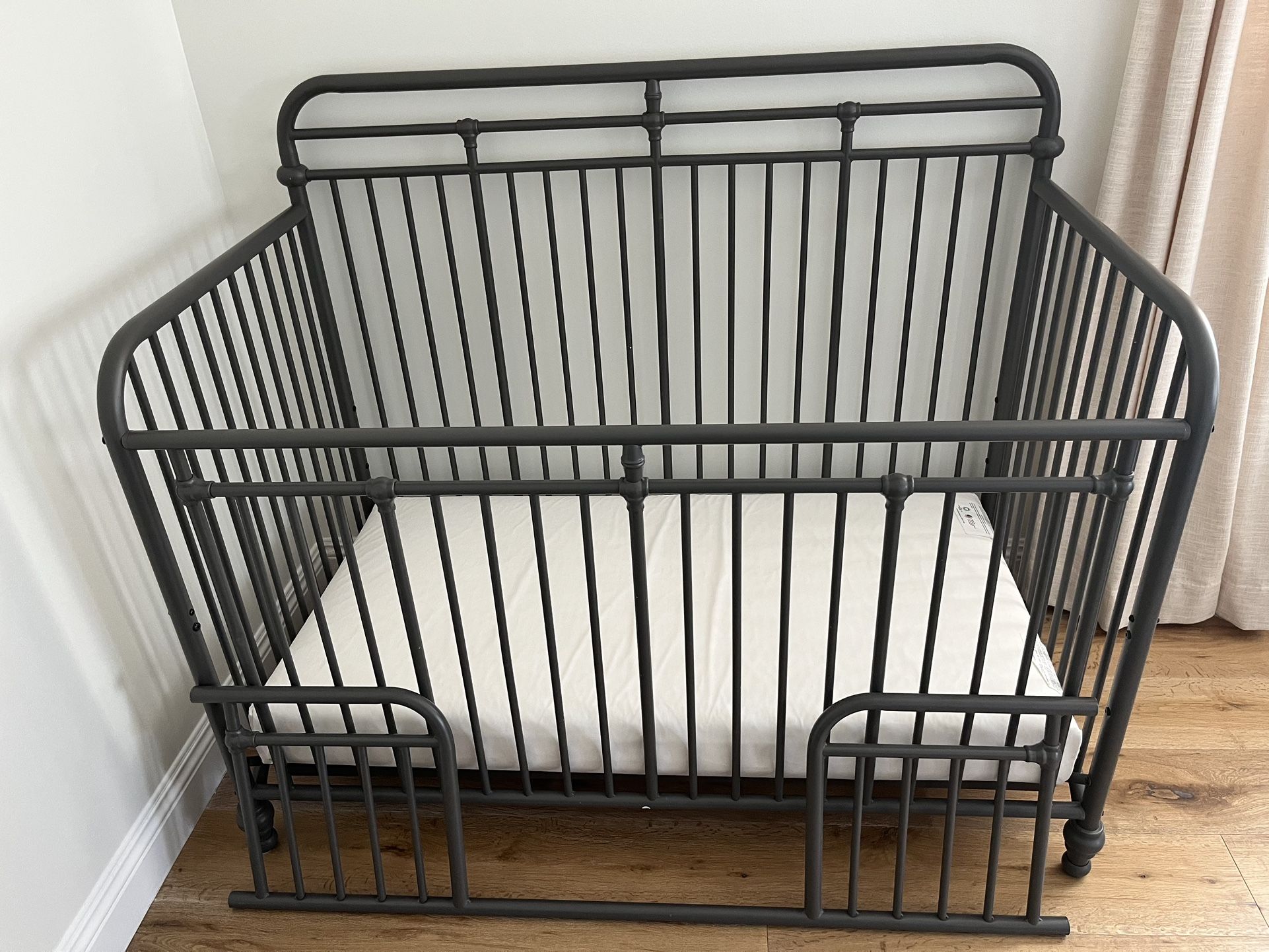 Baby Crib Convertible To Toddler Non-Toxic Mattress Like New Condition