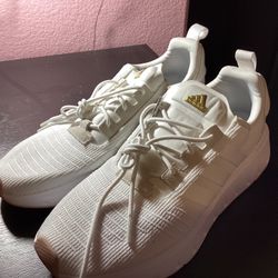 adidas EQ21 Run sneakers 