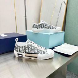 Dior shoes
