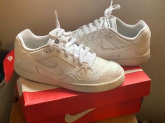 Nike son of force sneakers
