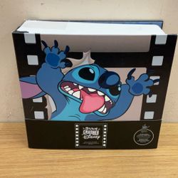 STITCH CRASHES DISNEY PIN COLLECTOR BOOK 