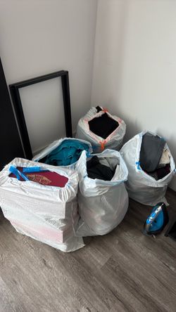 Free guy clothes and shoes