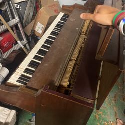 Baldwin Antique Piano 