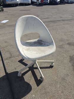Free chair