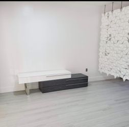 Tv console