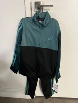 Adidas track suit/ boys size 8 new with tags