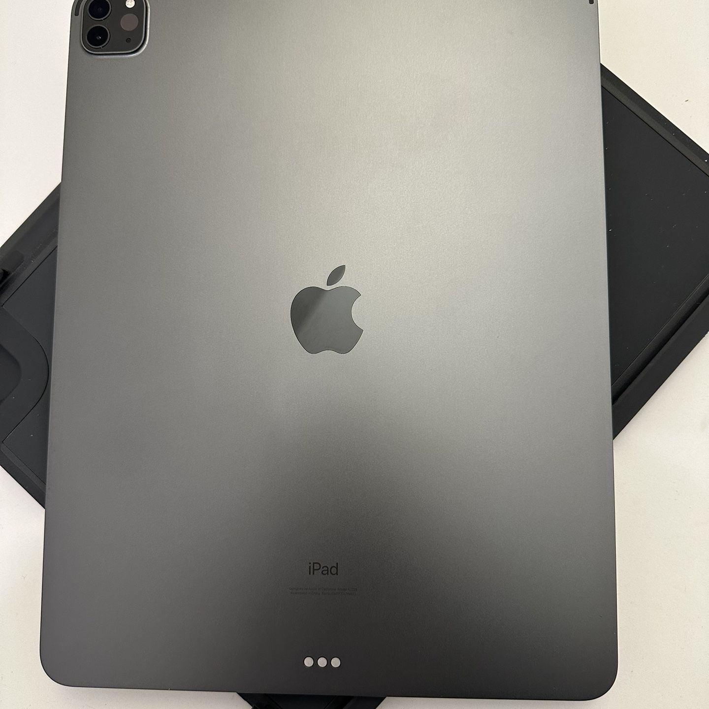 iPad Pro (12.9-inch) (4th generation) 512gb