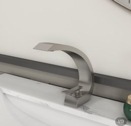 Modern Single Hole 1-Handle C-Shaped Curved Spout Bathroom Sink Faucet With Pop Up Drain In Brushed Nickel