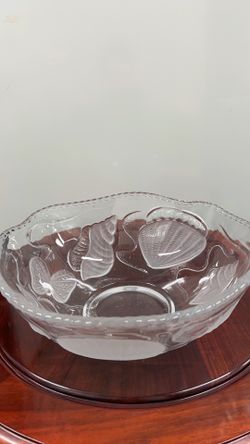 Vintage Scalloped Edge Bowl