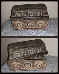 VINTAGE HEAVY HIGH QUALITY RUSTIC STONE KEEPSAKE KNICKKNACK TRINKET ORGANIZER CASKET STORAGE JEWELRY BOX CONTAINER