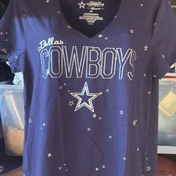 Women’s Size Medium Cowboys T-shirt New 