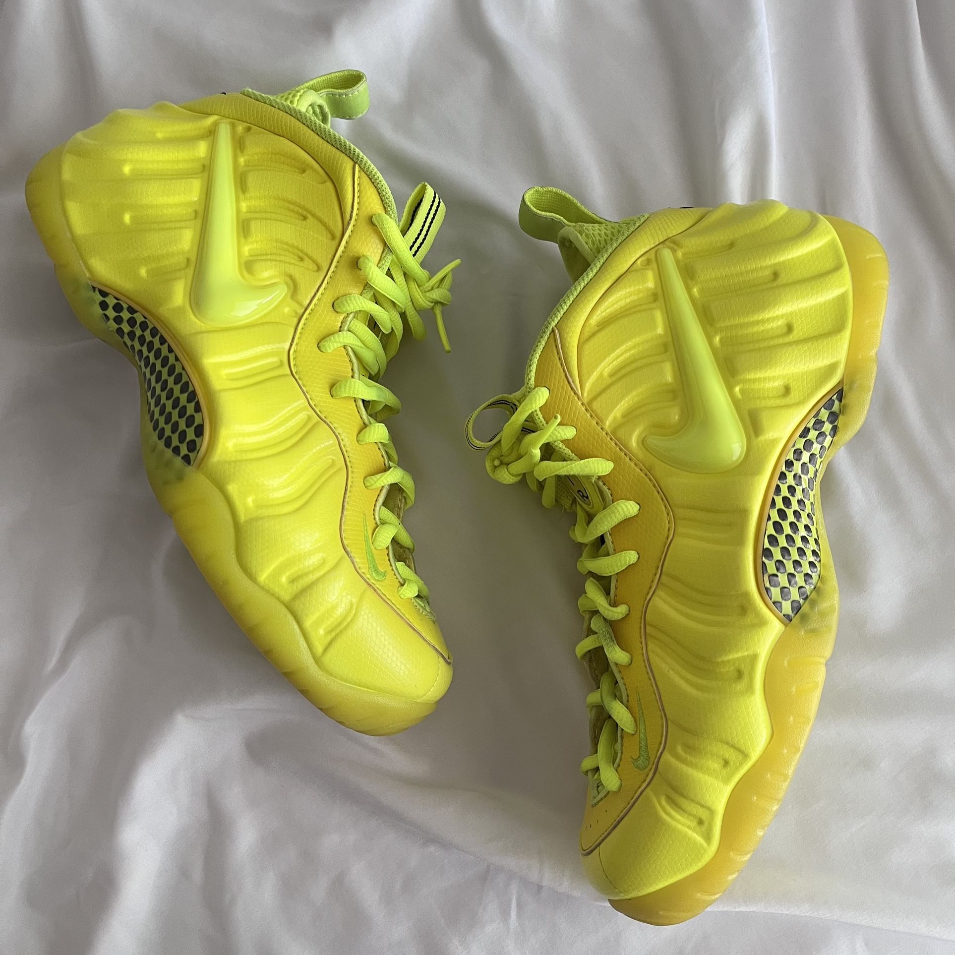 Nike Air Foamposite Pro Volt Electric Green 2014 Men’s Size 11