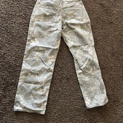 Hollister Size 6 Baggy Low Rise Women