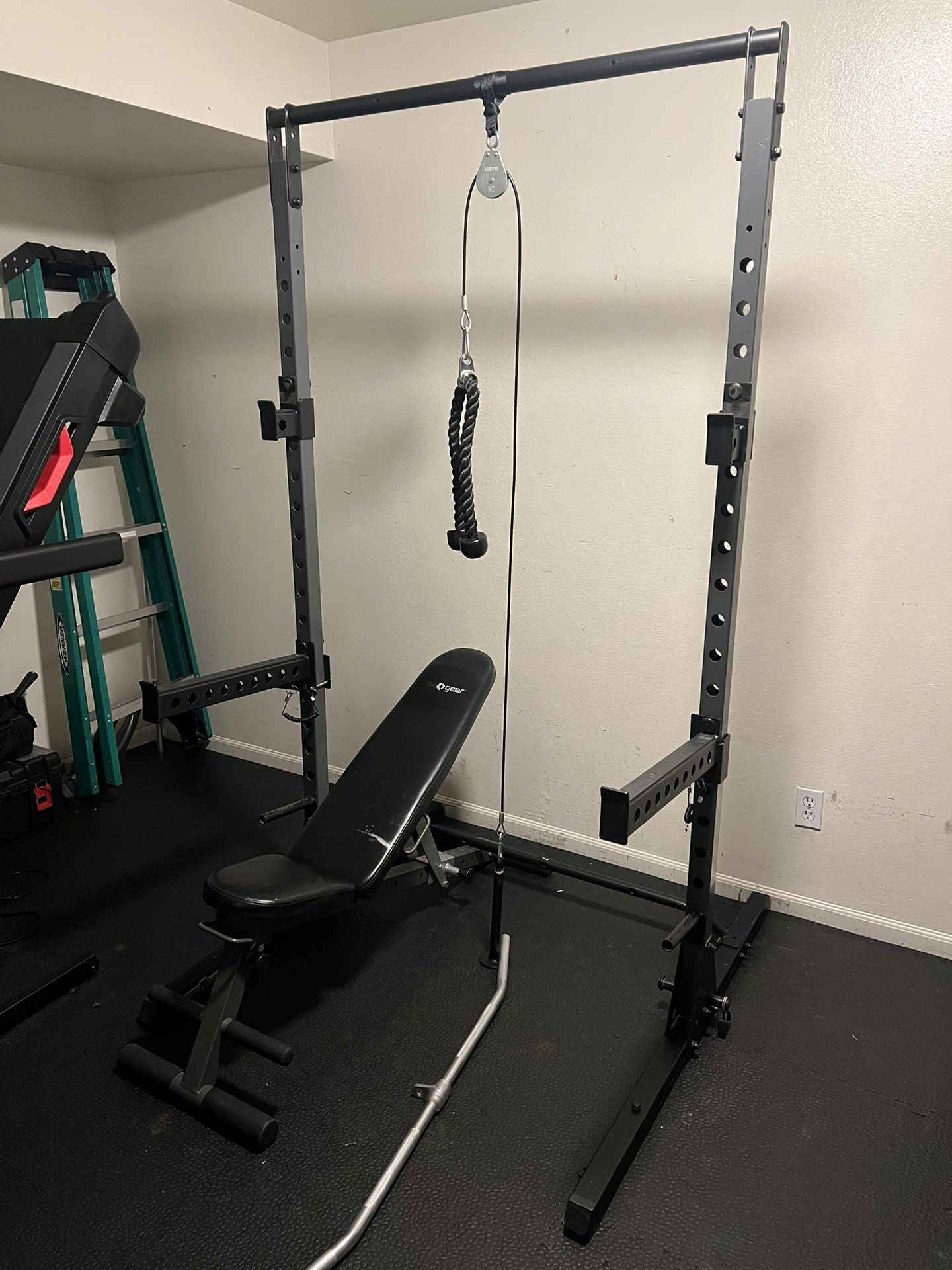 Squat Rack And Weight Bench