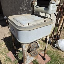 Vintage Maytag Washer 