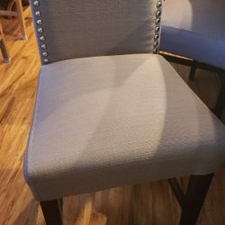 3 Counter Height Stools In Excellent Condition.  Nothing Wrong. Must Pick Up In Lacey!