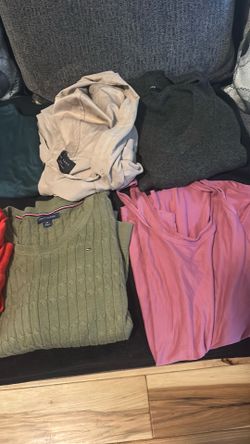 Ropa de mujer size small $15 toda shorts blusas saco pantalones