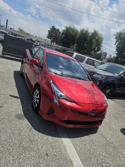 Toyota Prius 2018 $10,500