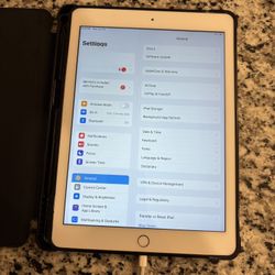Apple iPad