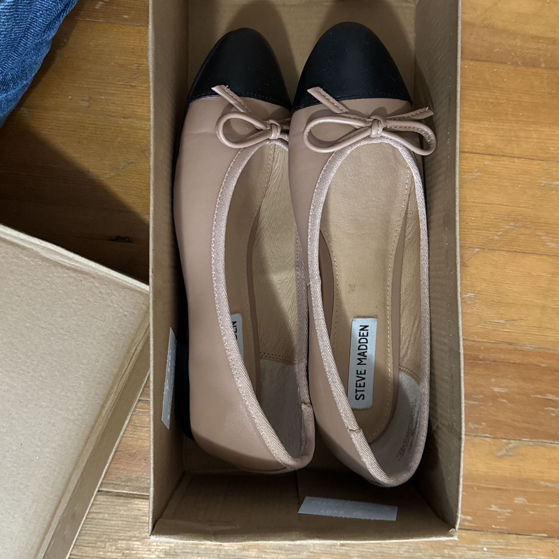 Steve Madden Flats