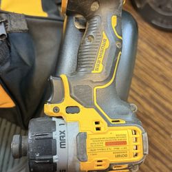 Product Description: DEWALT DCD800B, 20V XR COMPACT  With Battery 