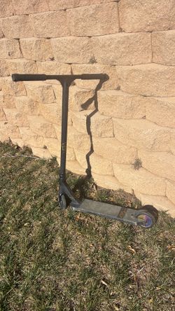 KOS TRICK SCOOTER